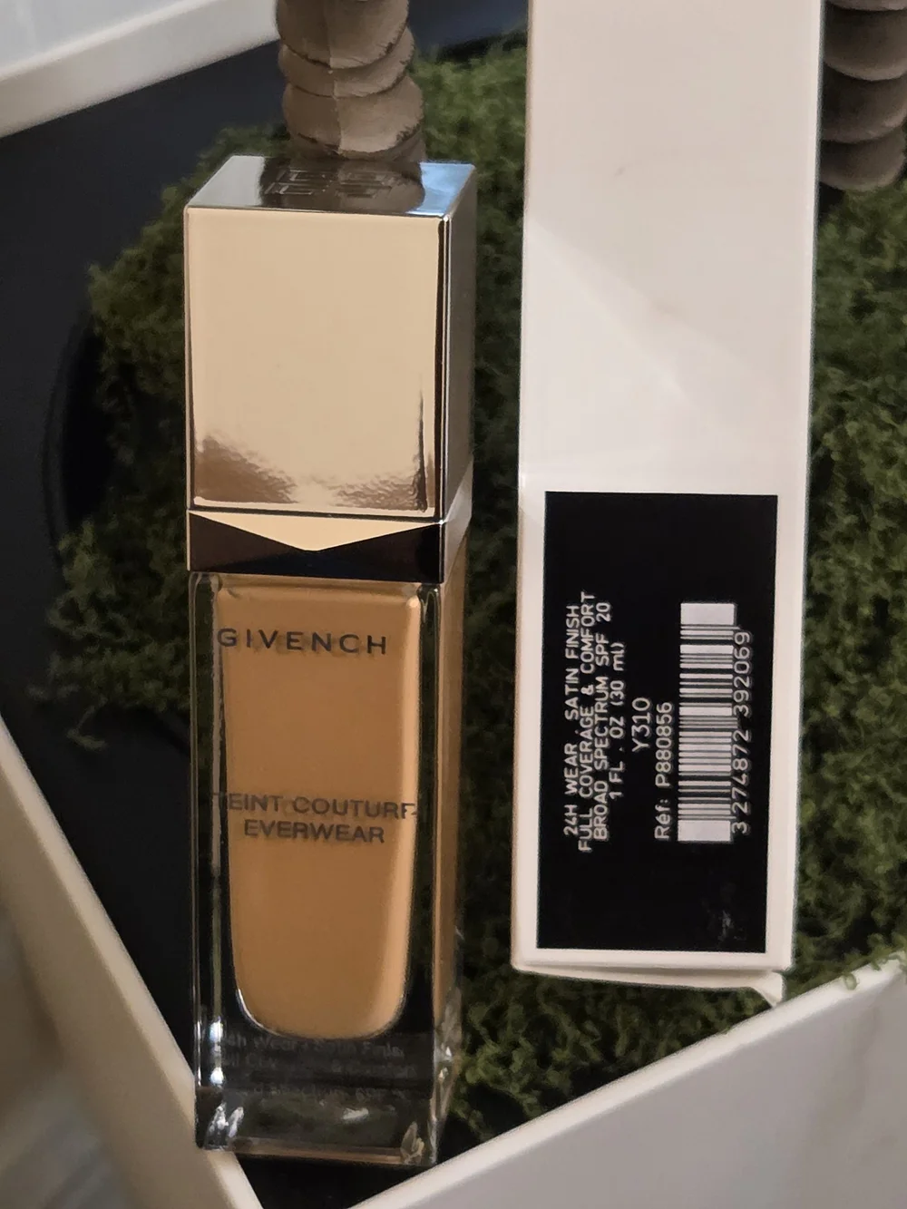 Givenchy Teint Couture Everwear Foundation Y310 /1 oz  SPF 20 Tester New